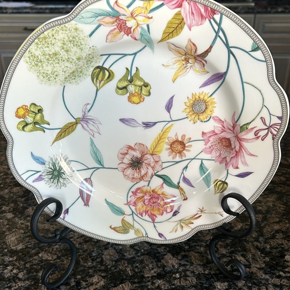 GRACE TEAWARE PARADISE FLOWERS SCALLOP GOLD RIM PLATE - Picture 1 of 6